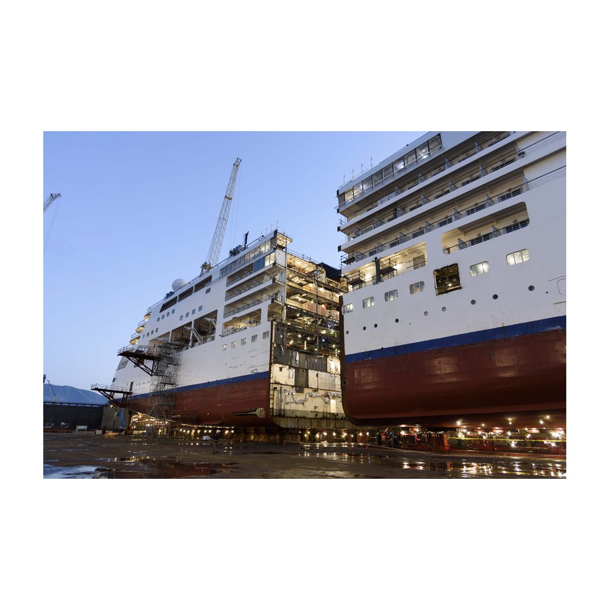 CUT IN TWO: THE LENGTHENING PROCESS OF SILVERSEA’S SILVER SPIRIT BEGINS