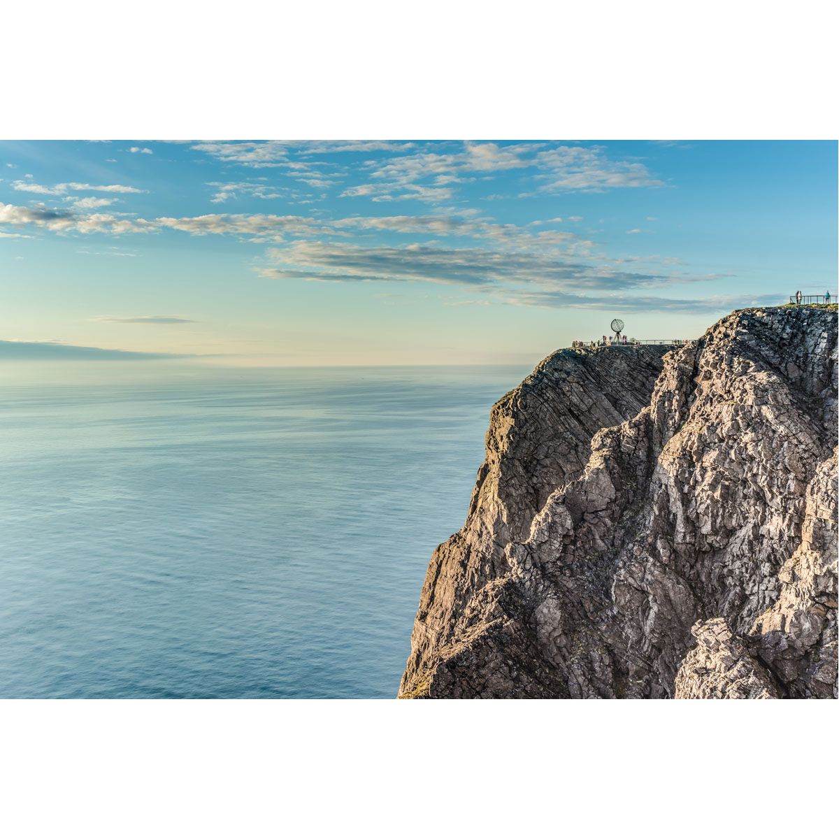 suites spirit silver NORTH CRUISING  ALONG CAPE Silversea
