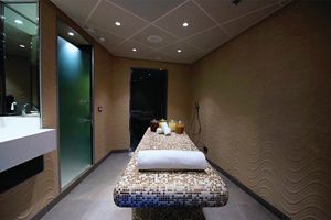 6932A - Auckland a Melbourne