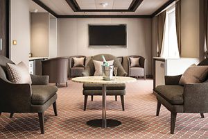 6932A - Auckland a Melbourne