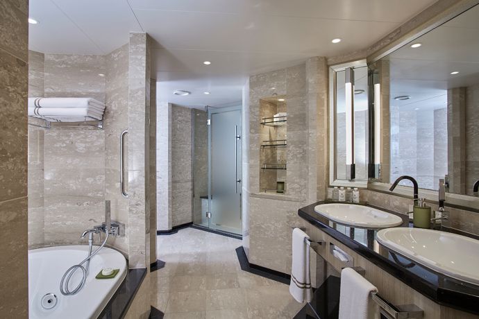 Silver Spirit - Owner's Suite